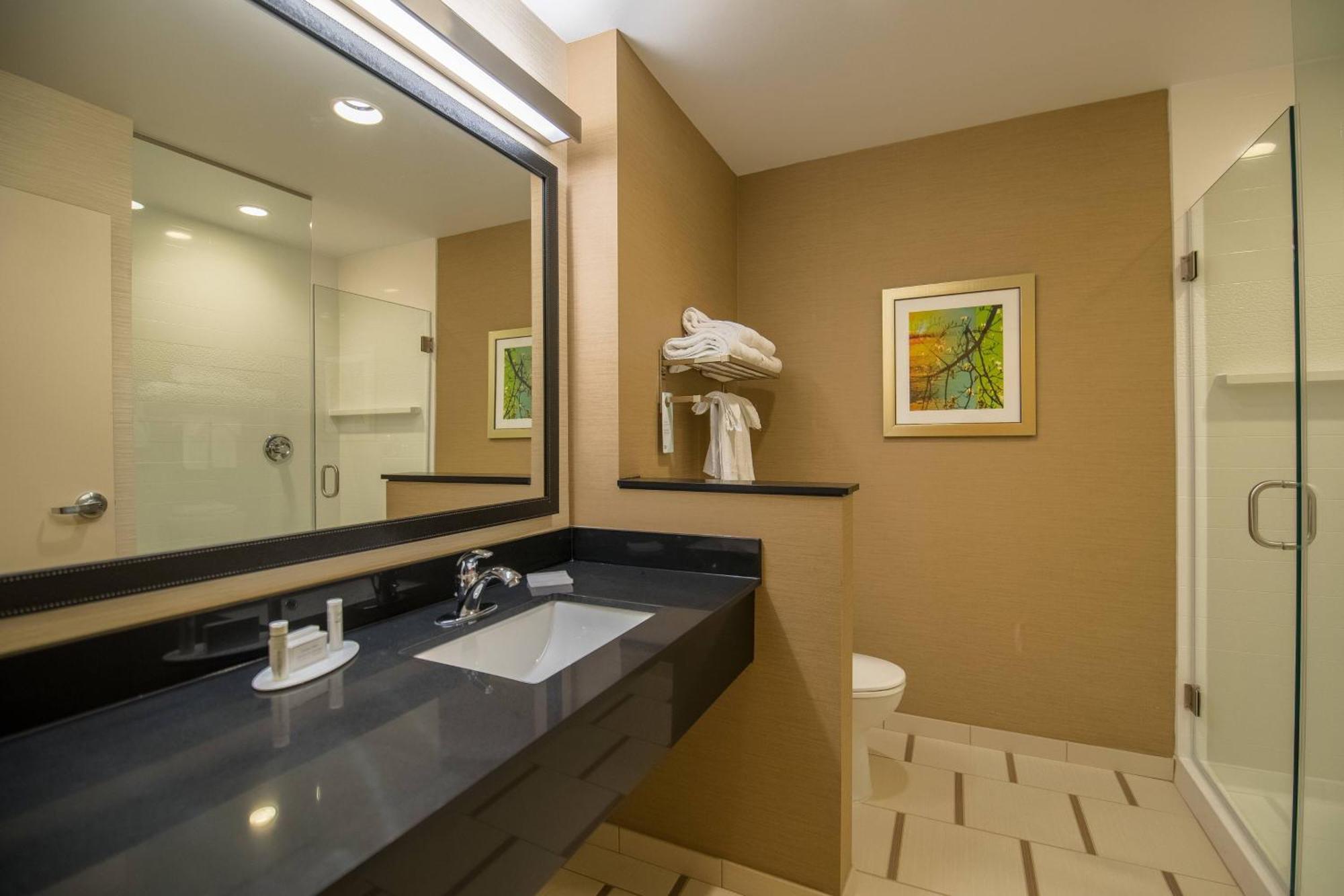 Fairfield Inn & Suites By Marriott Provo Orem Exterior photo